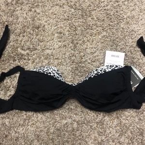 Bikini top by CocoReef